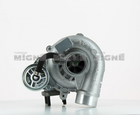 Turbo neuf comprenant :