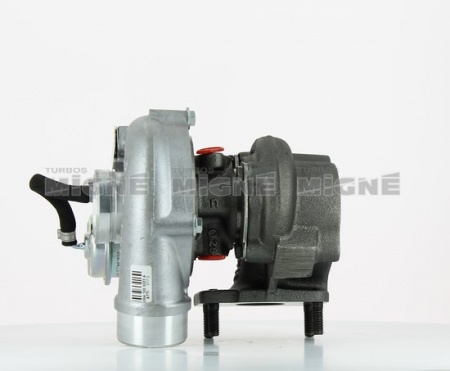 Turbo neuf comprenant :