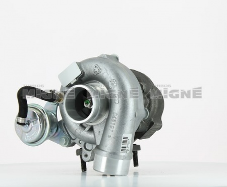 Turbo neuf comprenant :