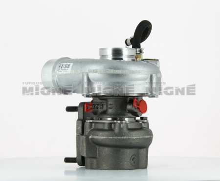 Turbo neuf comprenant :