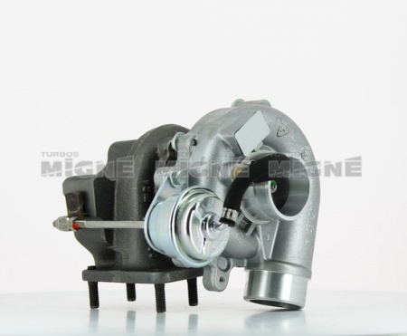 Turbo neuf comprenant :