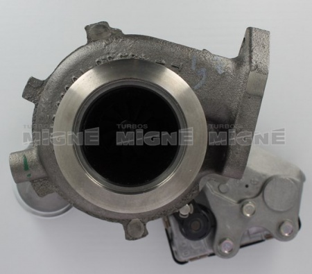 Turbo neuf comprenant :