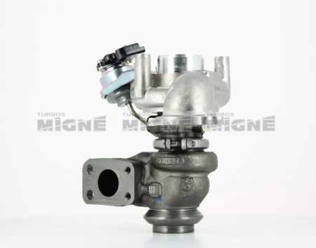 Turbo neuf comprenant :