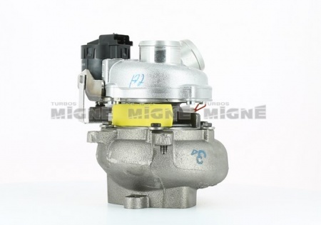 Turbo neuf comprenant :