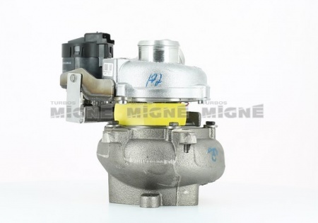 Turbo neuf comprenant :