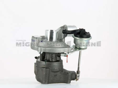 Turbo neuf comprenant :