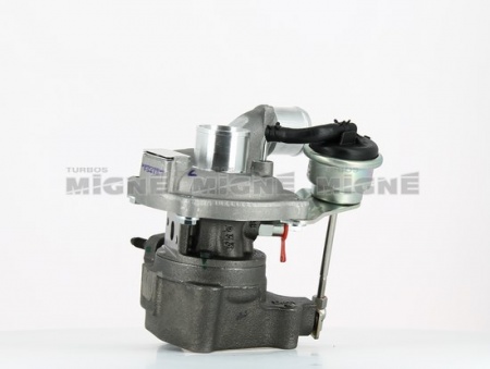 Turbo neuf comprenant :