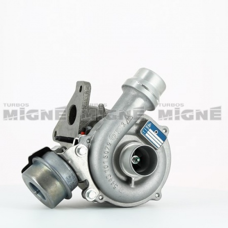 Turbo neuf comprenant :