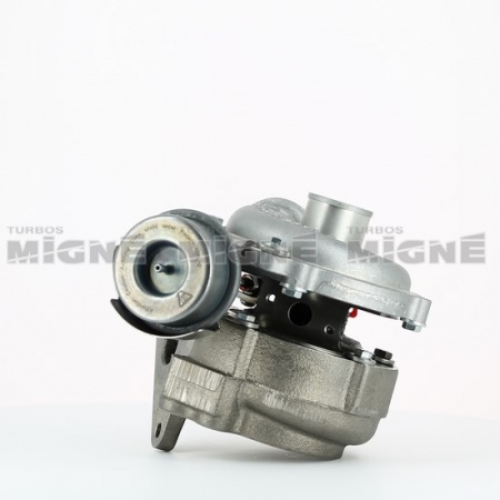 Turbo neuf comprenant :