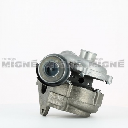 Turbo neuf comprenant :