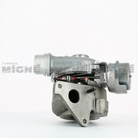 Turbo neuf comprenant :