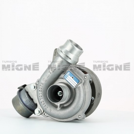 Turbo neuf comprenant :