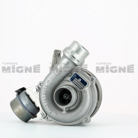 Turbo neuf comprenant :