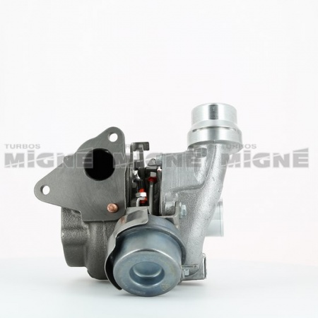 Turbo neuf comprenant :