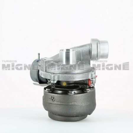 Turbo neuf comprenant :