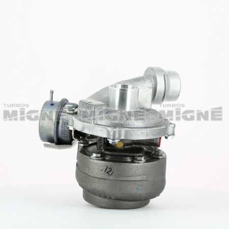 Turbo neuf comprenant :