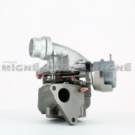 Turbo neuf comprenant :