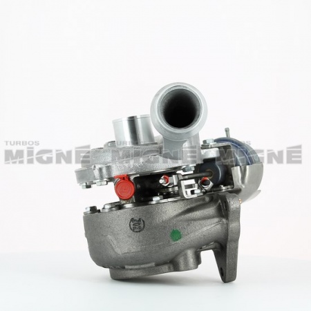 Turbo neuf comprenant :