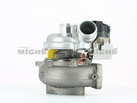 Turbo neuf comprenant :