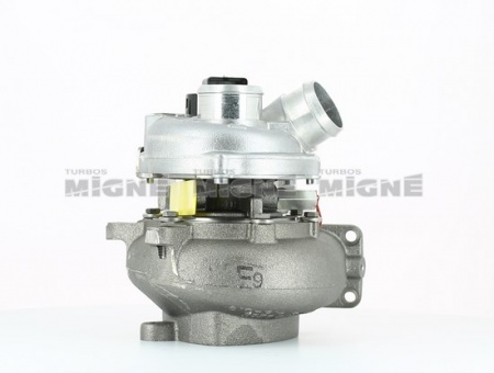 Turbo neuf comprenant :