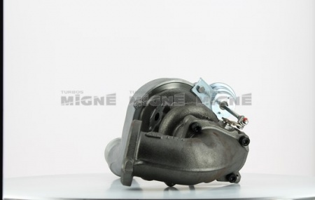 Turbo neuf comprenant :