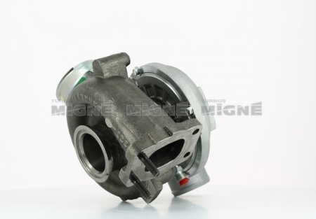 Turbo neuf comprenant :