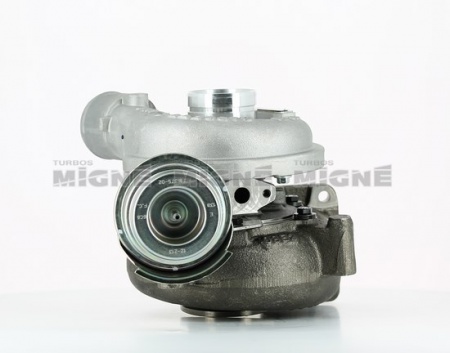 Turbo neuf comprenant :