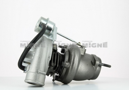 Turbo neuf comprenant :