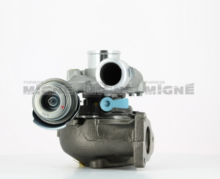 Turbo neuf comprenant :