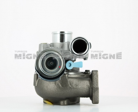 Turbo neuf comprenant :