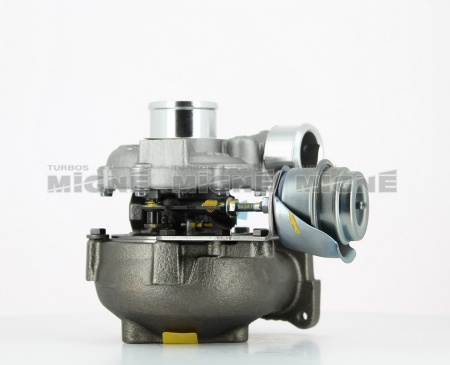 Turbo neuf comprenant :