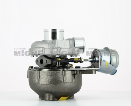 Turbo neuf comprenant :