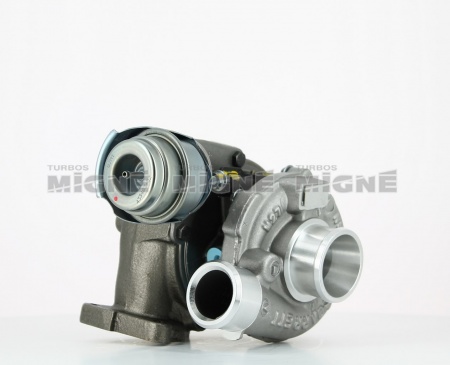 Turbo neuf comprenant :