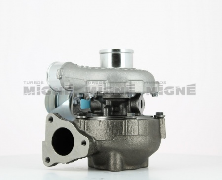 Turbo neuf comprenant :