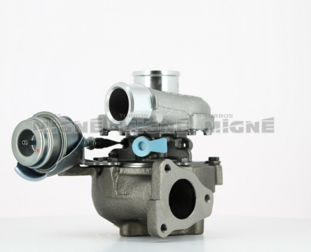 Turbo neuf comprenant :