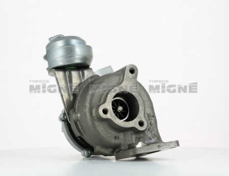 Turbo neuf comprenant :