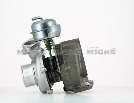 Turbo neuf comprenant :