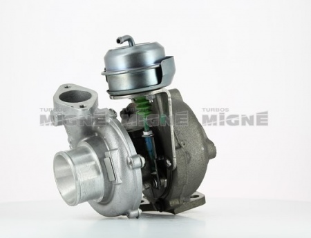 Turbo neuf comprenant :