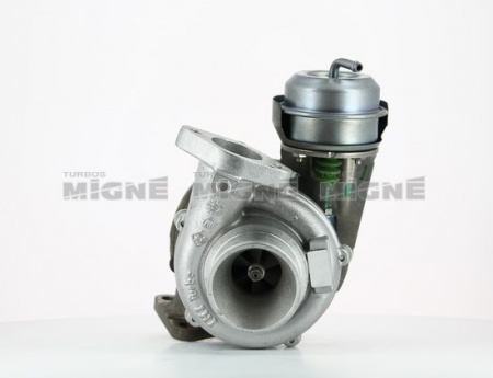 Turbo neuf comprenant :