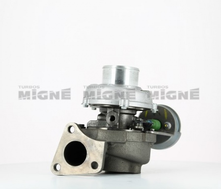 Turbo neuf comprenant :