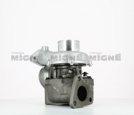 Turbo neuf comprenant :