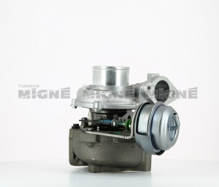 Turbo neuf comprenant :