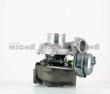 Turbo neuf comprenant :