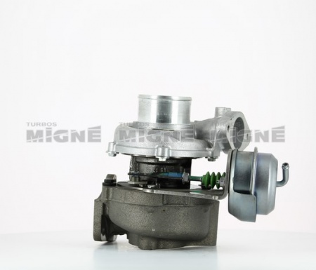 Turbo neuf comprenant :