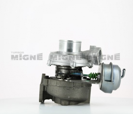 Turbo neuf comprenant :