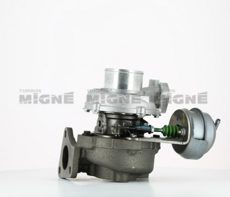 Turbo neuf comprenant :