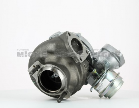 Turbo neuf comprenant :