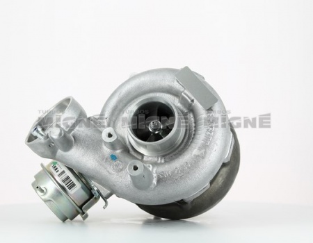 Turbo neuf comprenant :