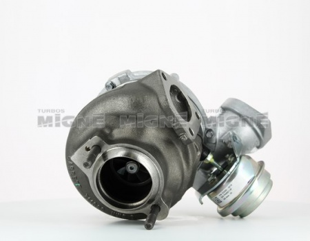 Turbo neuf comprenant :