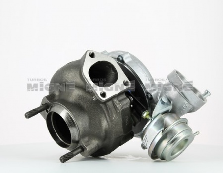 Turbo neuf comprenant :